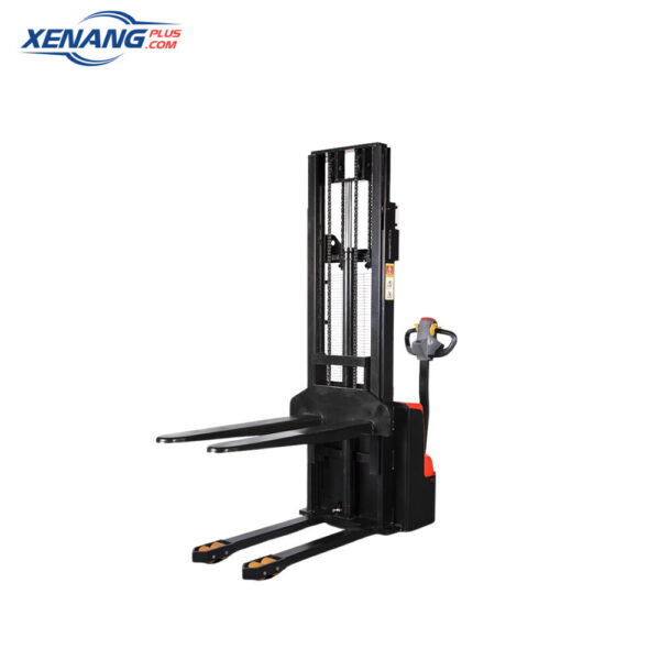 Xe nâng tay điện cao 1.5 tấn